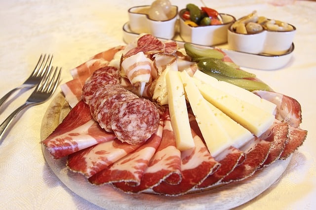 bien dormir - éviter la charcuterie