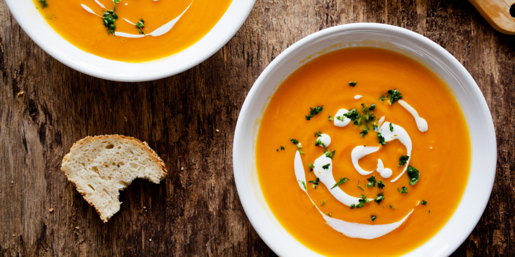 Visuel d'une soupe détox Soupe de potimarron et carottes par Tuttinutri LMP Santé