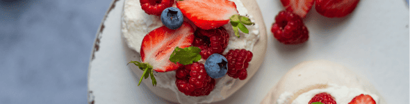 Pavlova légère aux fruits rouges (1)